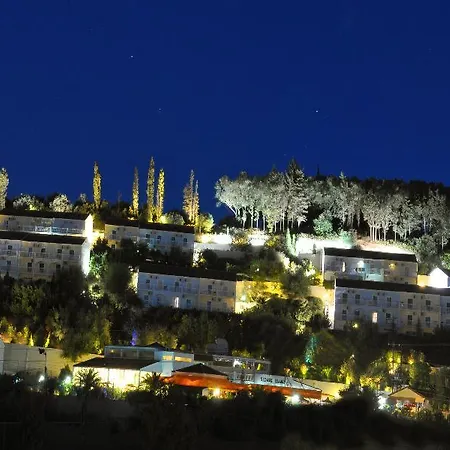 מלון Panorama 3*