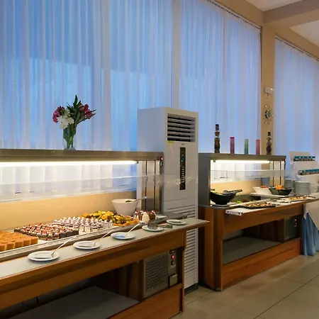 מלון Panorama 3*